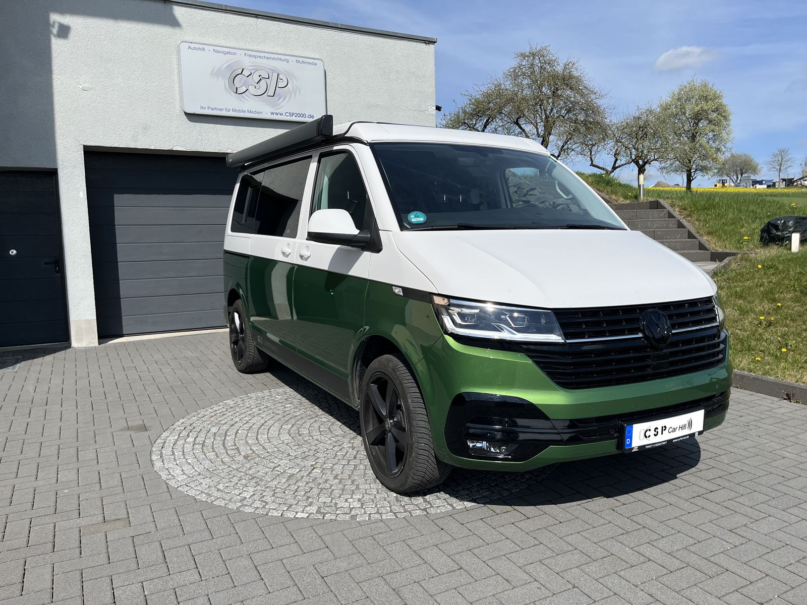 VW T6.1 Surfervan High End Audio System / CSP Car Hifi bei CSP2000